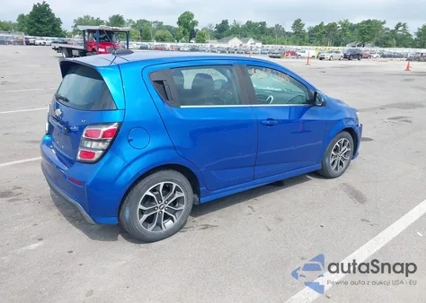 2017 Chevrolet Sonic Lt Auto из США, поврежденный, VIN 1G1JD6SH9H4127986